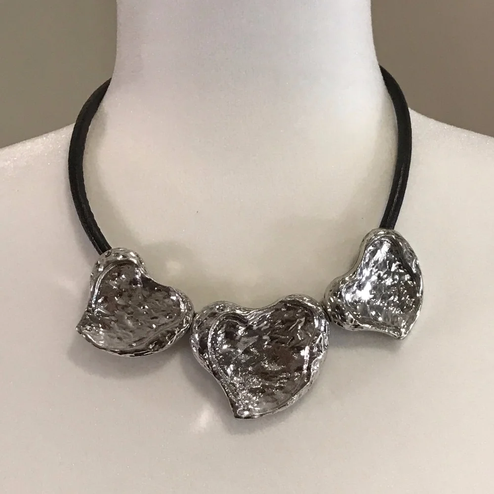 Heart Statement Necklace‎